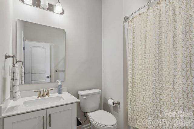 10122 Hemingway Place, Charlotte, NC 28227