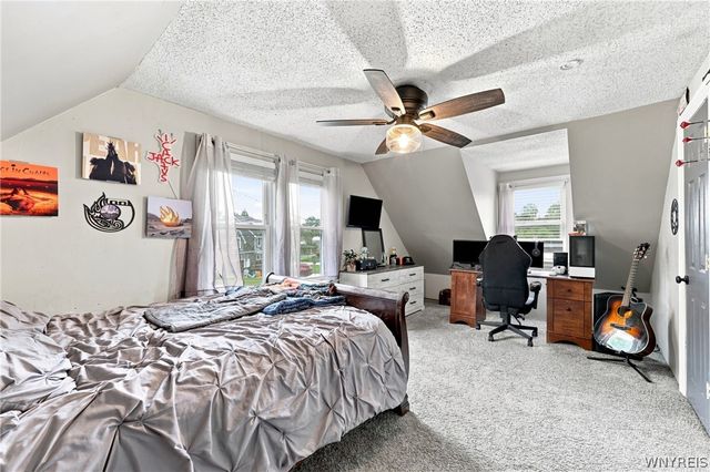 4423 Stratford, Hamburg, NY 14075