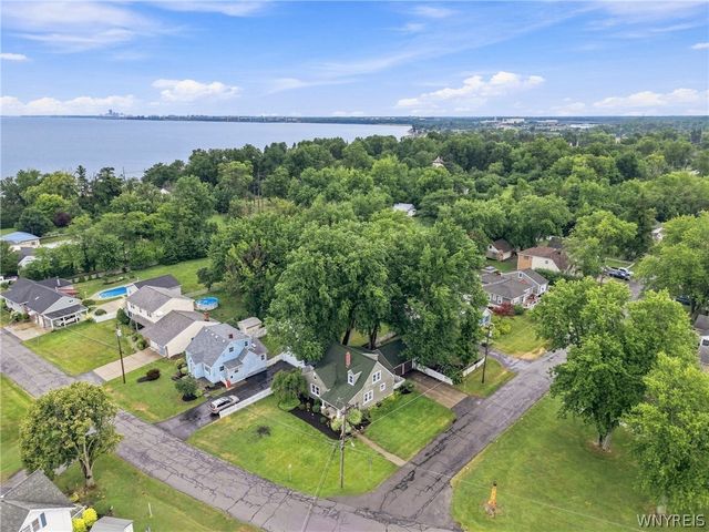 4423 Stratford, Hamburg, NY 14075