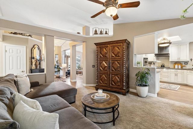 9362 Savin Pl, Elk Grove, CA 95624