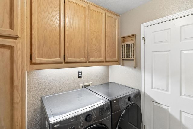 9362 Savin Pl, Elk Grove, CA 95624