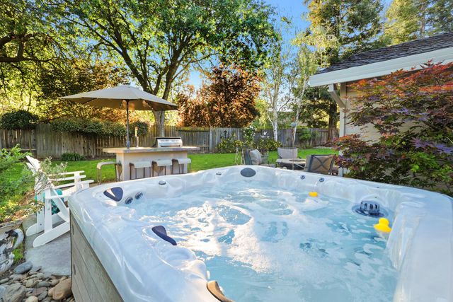 9362 Savin Pl, Elk Grove, CA 95624