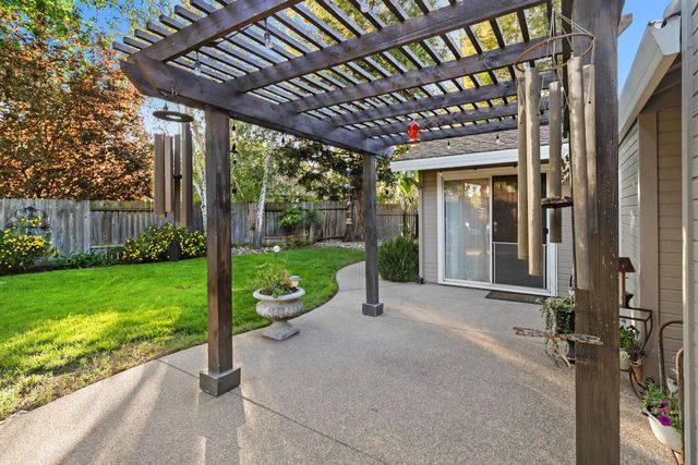 9362 Savin Pl, Elk Grove, CA 95624