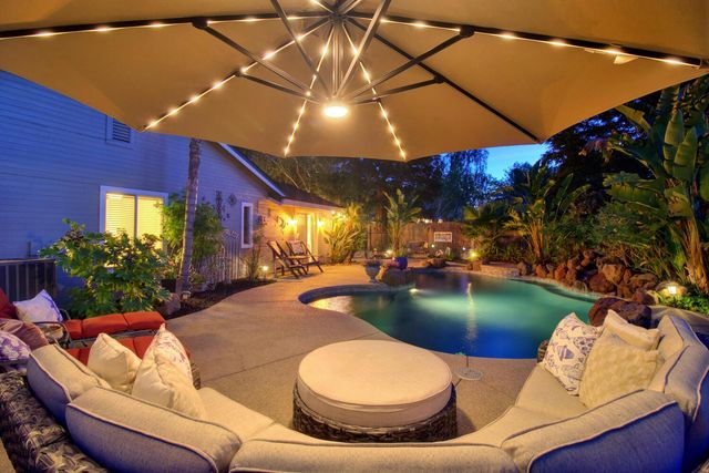 9362 Savin Pl, Elk Grove, CA 95624