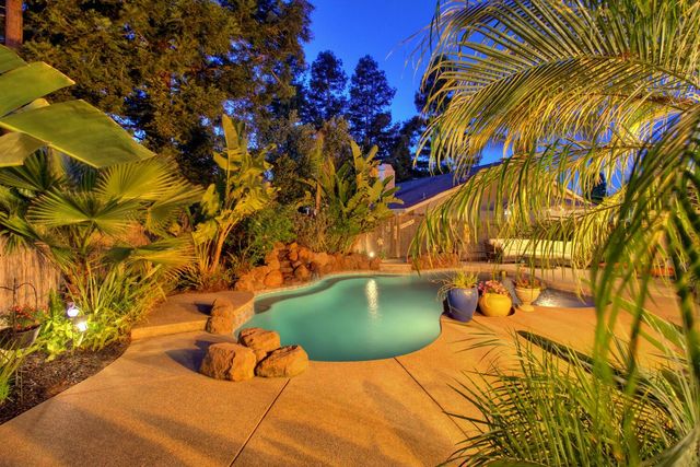 9362 Savin Pl, Elk Grove, CA 95624