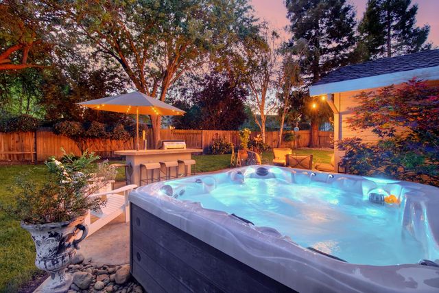 9362 Savin Pl, Elk Grove, CA 95624