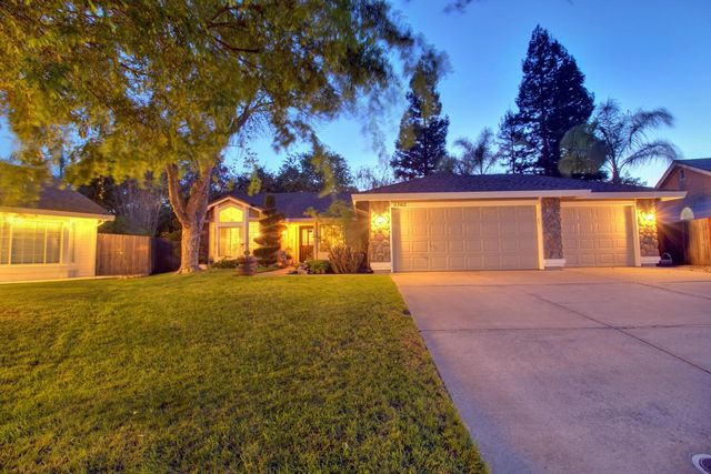 9362 Savin Pl, Elk Grove, CA 95624