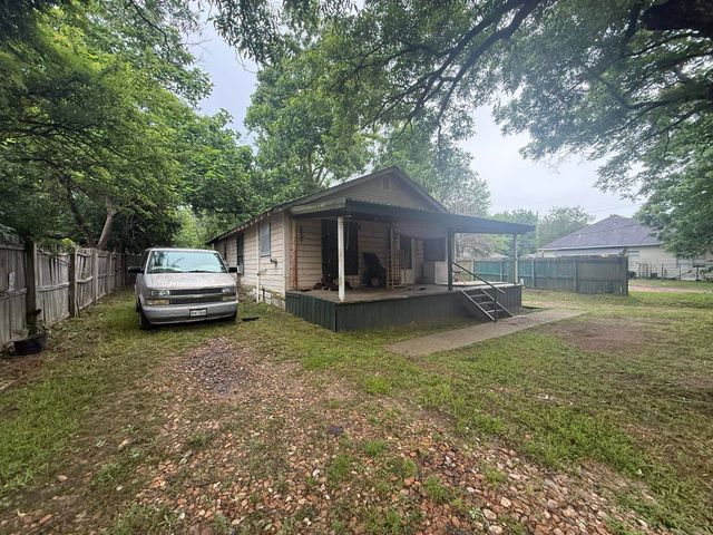 717 ALLEN STREET, Gilmer, TX 75644