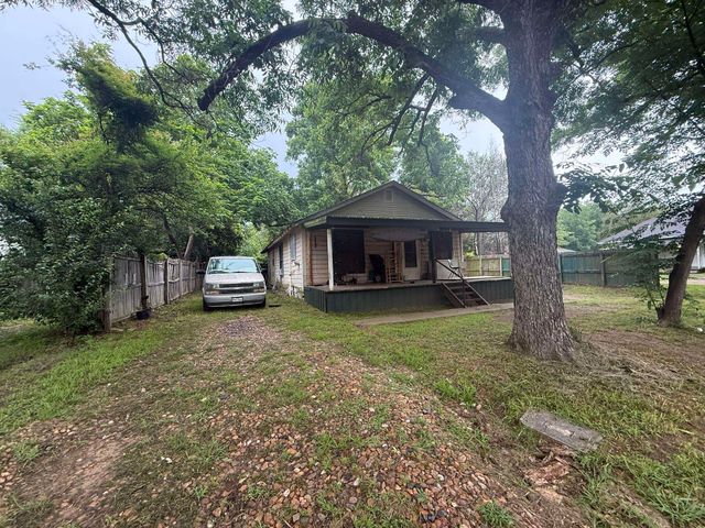 717 ALLEN STREET, Gilmer, TX 75644