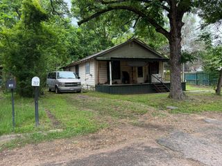 717 ALLEN STREET, Gilmer, TX 75644