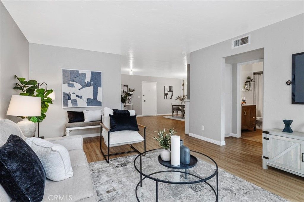 Image 11 of property listing at 3266 1st Ave 13, San Diego, CA 92103