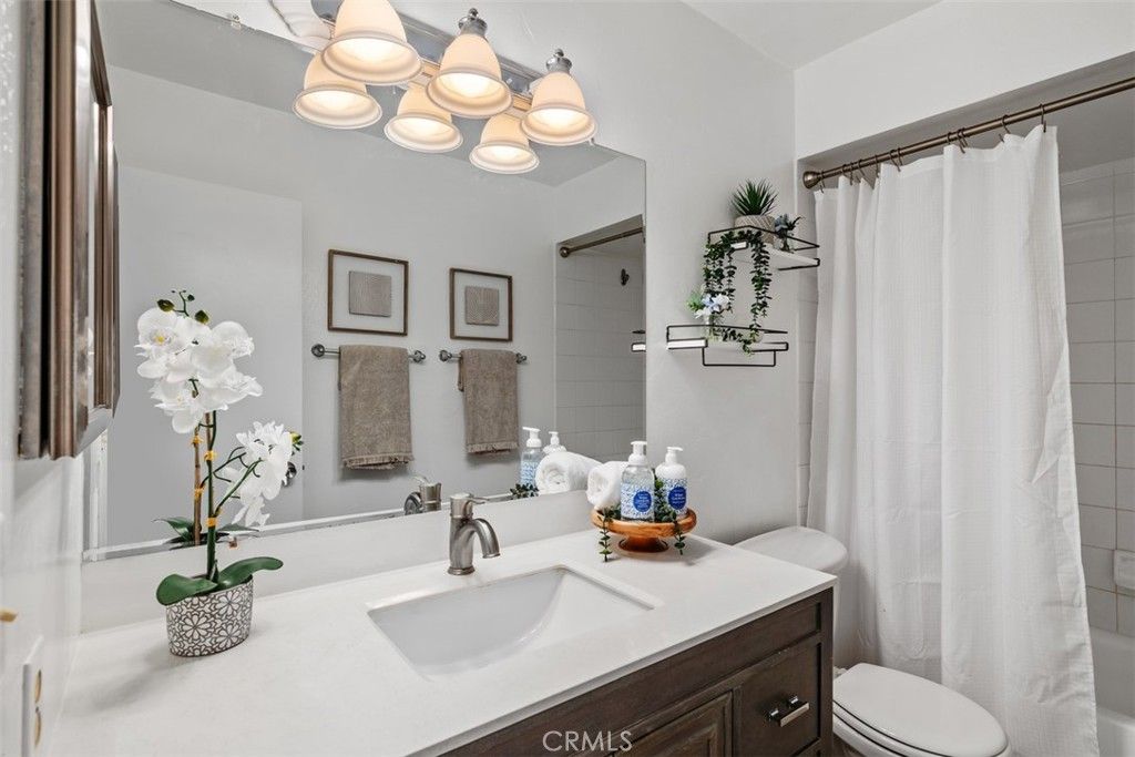 Image 6 of property listing at 3266 1st Ave 13, San Diego, CA 92103
