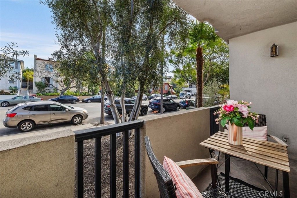 Image 7 of property listing at 3266 1st Ave 13, San Diego, CA 92103
