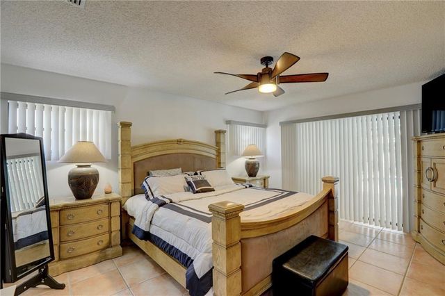 25 Sunset Drive, Sebastian, FL 32958