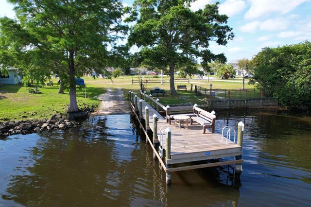 25 Sunset Drive, Sebastian, FL 32958