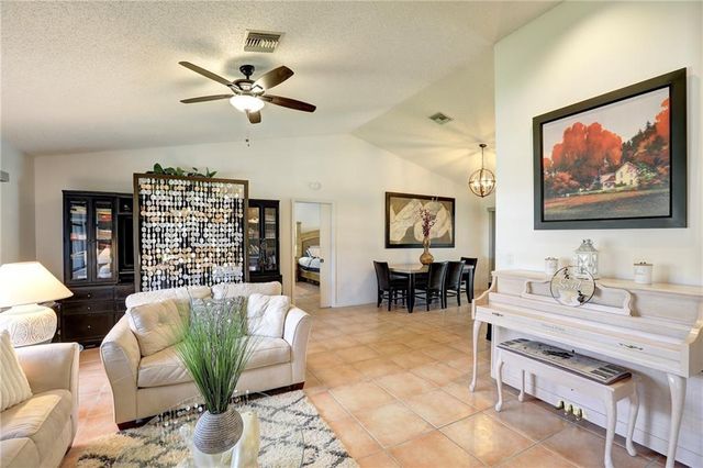 25 Sunset Drive, Sebastian, FL 32958