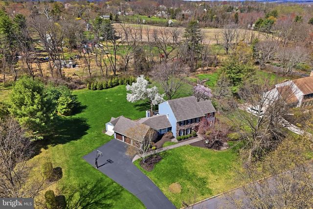 35 MATTHEW CIR, Richboro, PA 18954