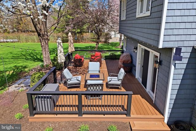 35 MATTHEW CIR, Richboro, PA 18954