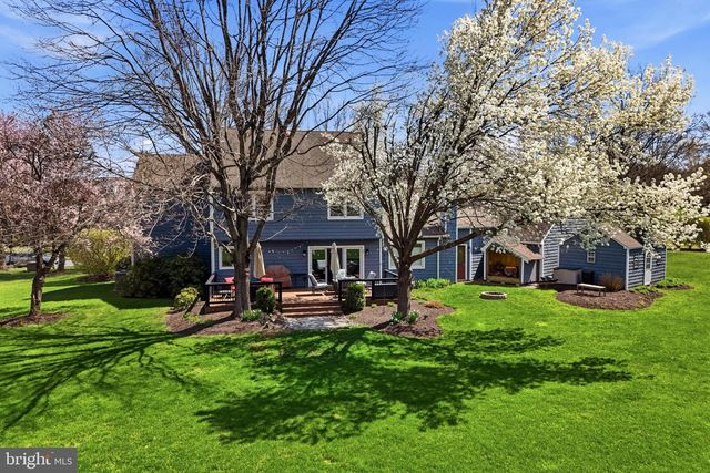 35 MATTHEW CIR, Richboro, PA 18954