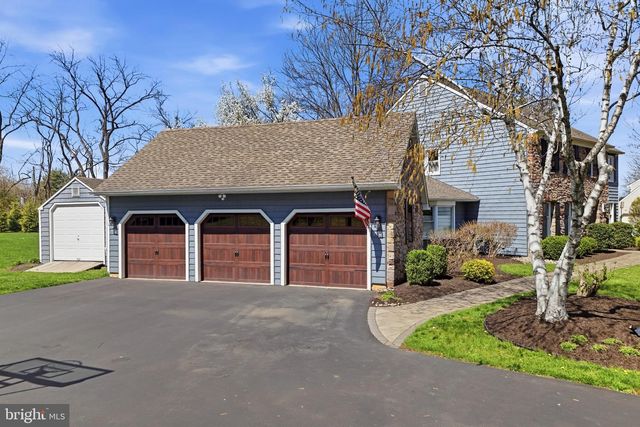 35 MATTHEW CIR, Richboro, PA 18954