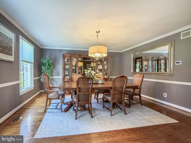 35 MATTHEW CIR, Richboro, PA 18954