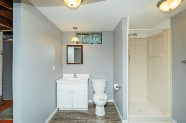 305 NE Crestmoor Place, Ankeny, IA 50021