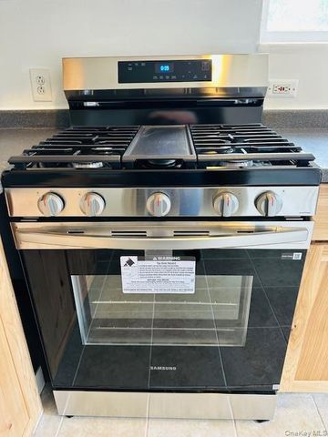 100 Innis Avenue, Poughkeepsie, NY 12601