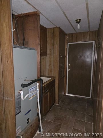 525 SW 3rd Street, Krebs, OK 74501