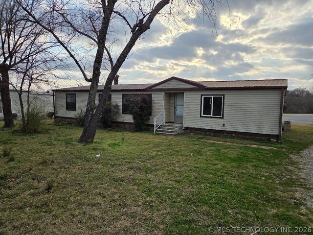 525 SW 3rd Street, Krebs, OK 74501