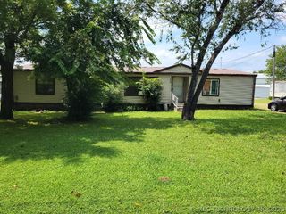 525 SW 3rd Street, Krebs, OK 74501