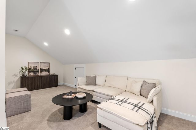 425 E Faris Road, Greenville, SC 29605