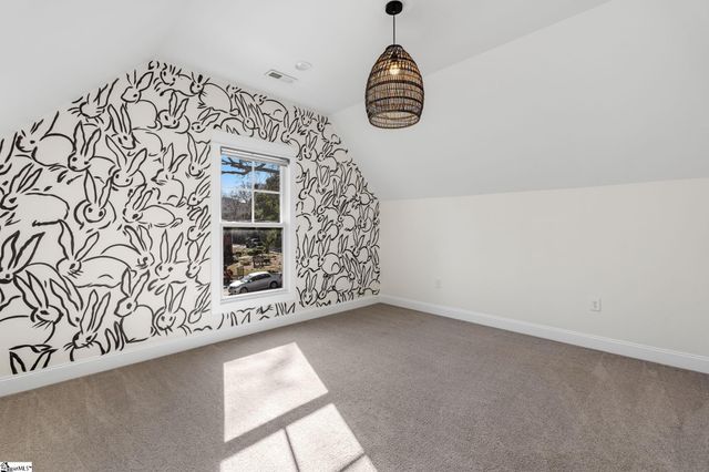 425 E Faris Road, Greenville, SC 29605