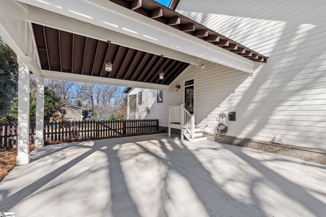 425 E Faris Road, Greenville, SC 29605