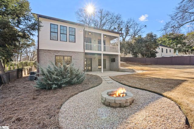 425 E Faris Road, Greenville, SC 29605