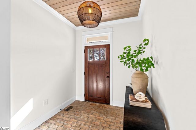 425 E Faris Road, Greenville, SC 29605