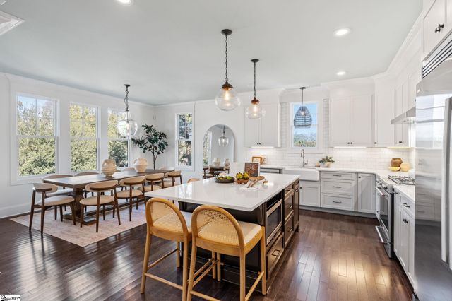 425 E Faris Road, Greenville, SC 29605