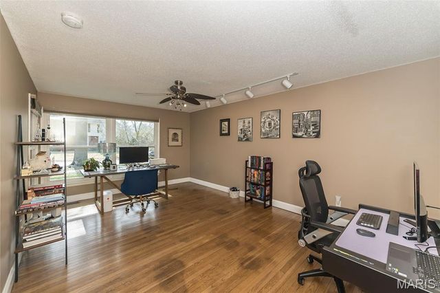 11727 Summerhaven Drive, St Louis, MO 63146