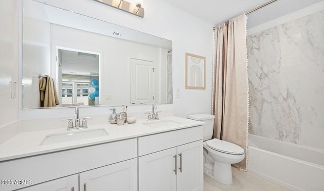 8035 W Harmont Drive, Peoria, AZ 85345