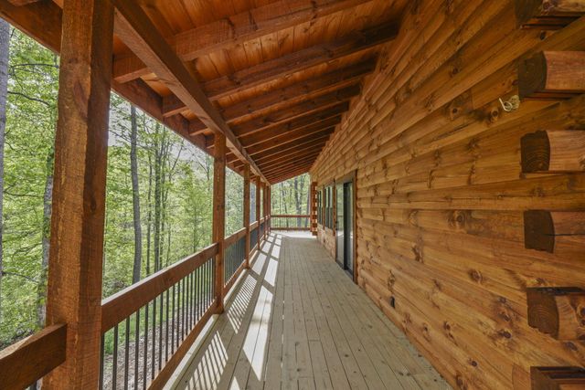 16073 Nickel Plate Road, Logan, OH 43138