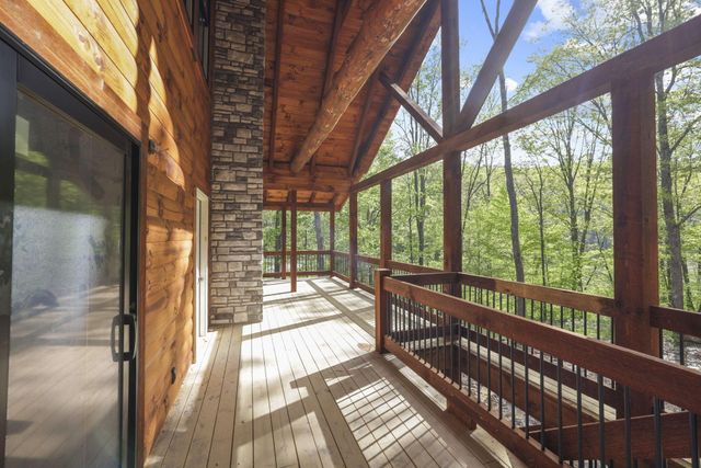 16073 Nickel Plate Road, Logan, OH 43138
