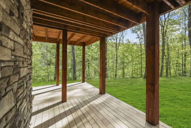 16073 Nickel Plate Road, Logan, OH 43138