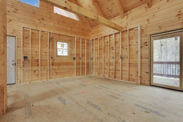 16073 Nickel Plate Road, Logan, OH 43138