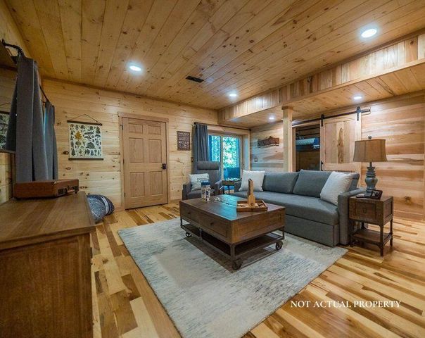 16073 Nickel Plate Road, Logan, OH 43138
