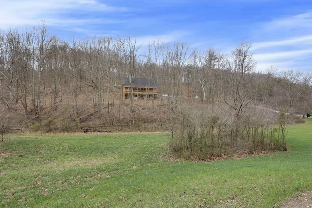 16073 Nickel Plate Road, Logan, OH 43138
