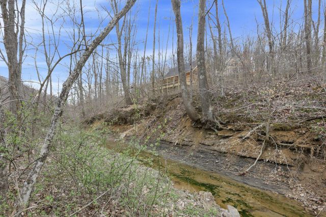 16073 Nickel Plate Road, Logan, OH 43138