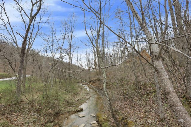 16073 Nickel Plate Road, Logan, OH 43138