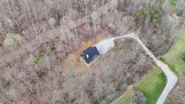 16073 Nickel Plate Road, Logan, OH 43138