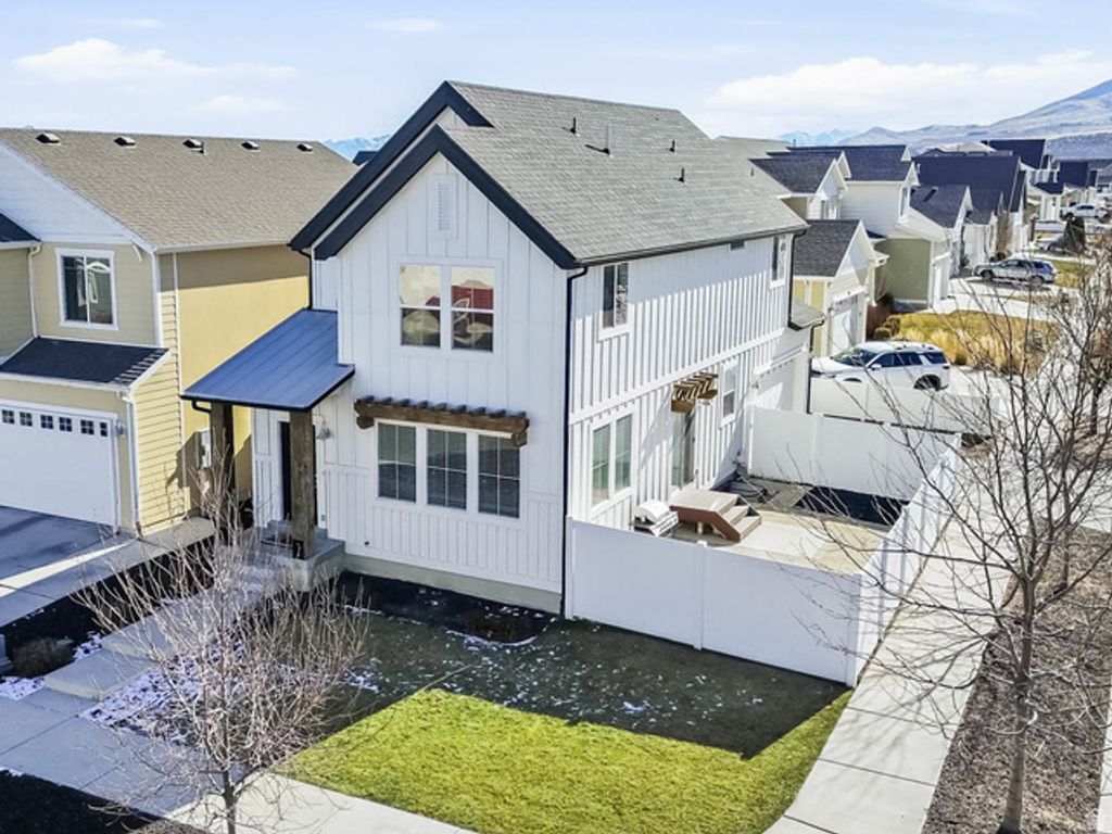 53 E JUBILEE DR, Saratoga Springs, UT 84045