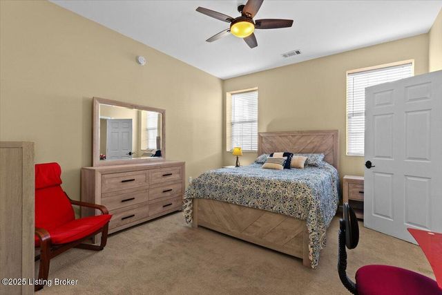 103 Holiday Ct, Elizabethtown, KY 42701