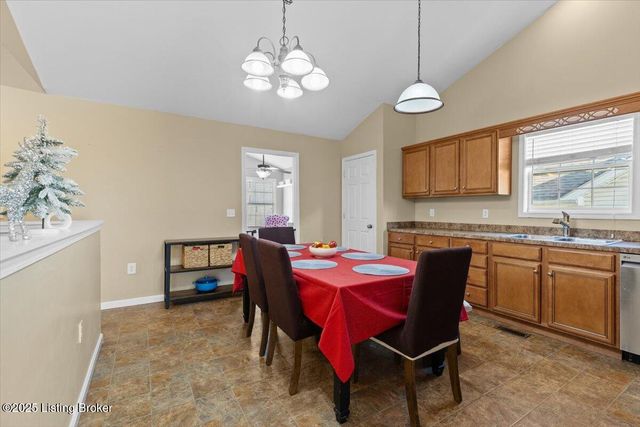 103 Holiday Ct, Elizabethtown, KY 42701